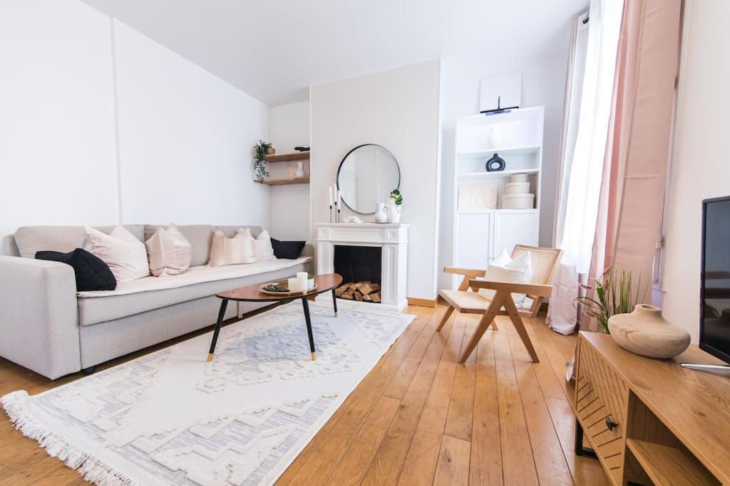 Appartement Lumineux 2 Chambres Coeur De تور المظهر الخارجي الصورة