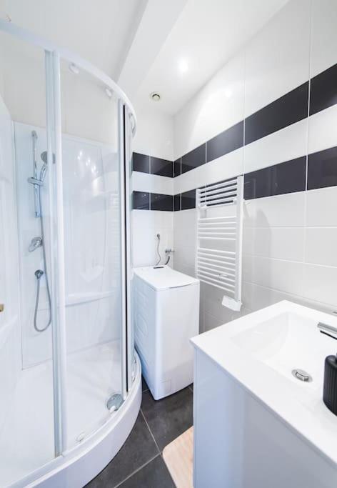 Appartement Lumineux 2 Chambres Coeur De تور المظهر الخارجي الصورة